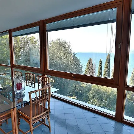 Villa Isa *
